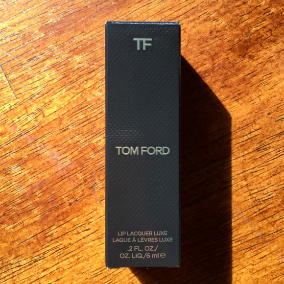 ✨host pick✨Tom Ford Lip Lacquer Luxe in Amaranth Matte - Picture 2 of 8